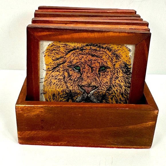 NIB - VERY UNIQUE Gemstone Art Wooden and Glass Coasters - Set of 7 Animals - Picture 2 of 10
